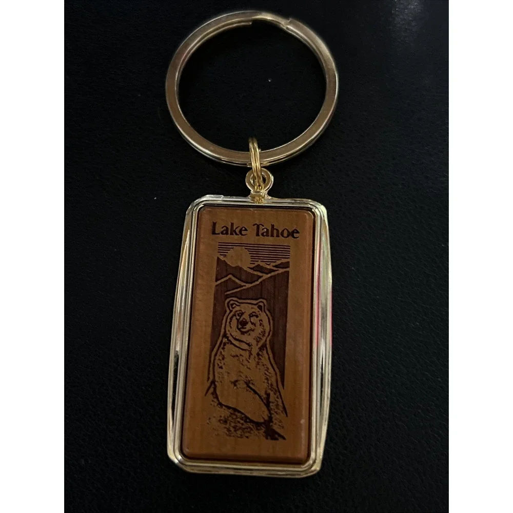 Lake Tahoe Bear Souvenir‎ Keychain Accessory USA Wood Engraved and Metal